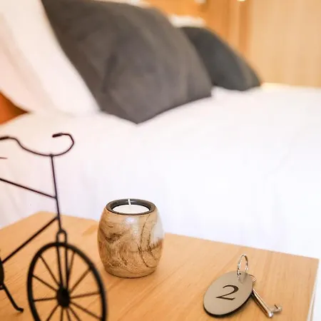 Bed And Bike 2*